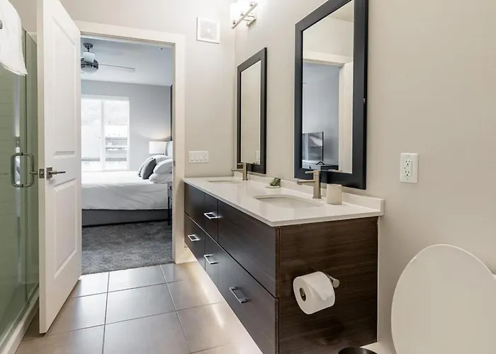 Apartment Landing Modern With Amazing Amenities *
