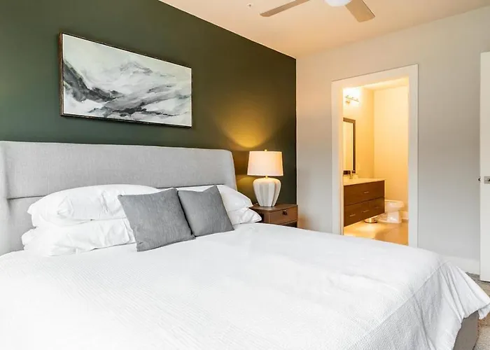 Landing Modern With Amazing Amenities *